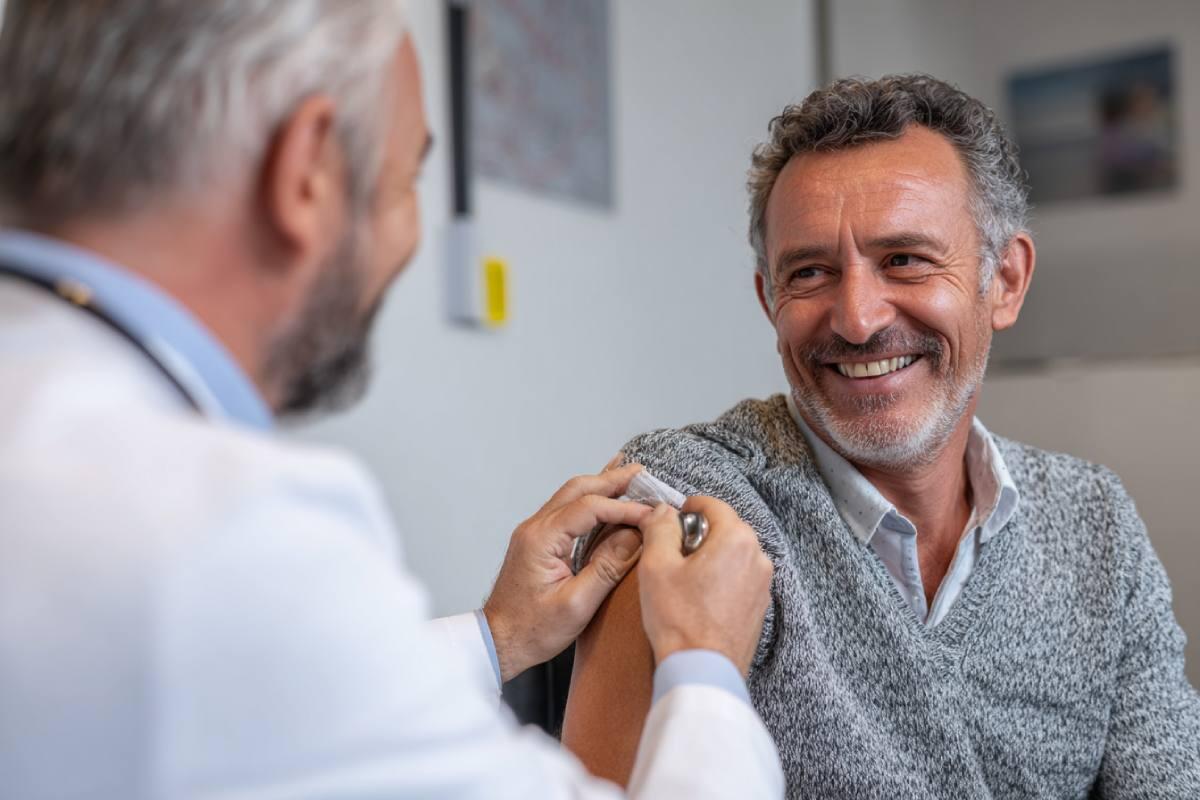 Chequeos médicos anuales: qué incluyen y por qué son importantes en Colombia