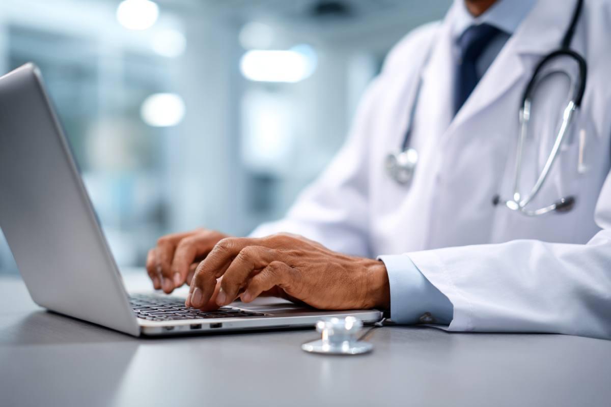 Cómo la automatización está revolucionando la atención al paciente en Colombia